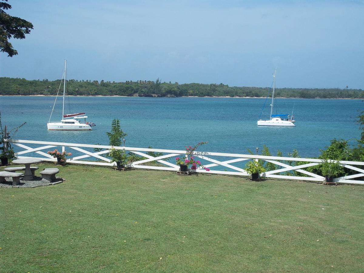 Hotel Buccoo Reef View Exteriér fotografie