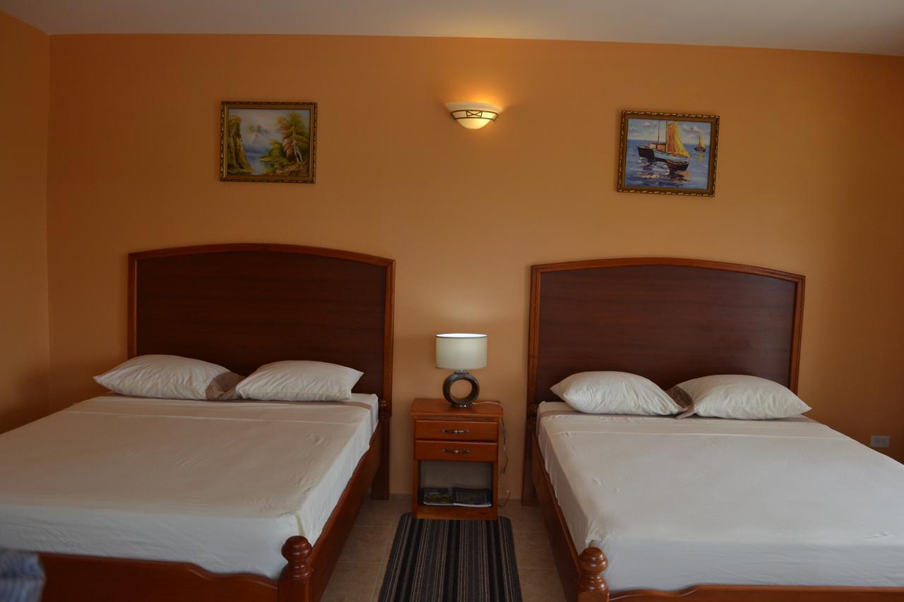 Hotel Buccoo Reef View Exteriér fotografie